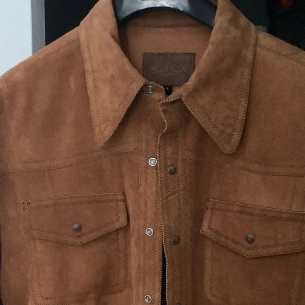 Earl Jeans Tan Suede Shirt Jacket - Picture 8 of 13